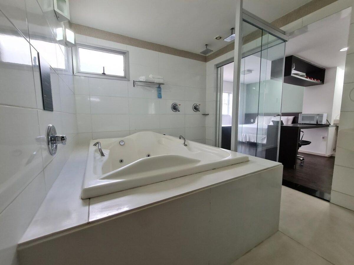 Flat Com Jacuzzi Na Lagoa Da Pampulha Belo Horizonte Luaran gambar